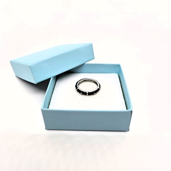 Black/Silver Tone Band Ring in size 5  - Sleek and Edgy Style! - Picture 3 of 7